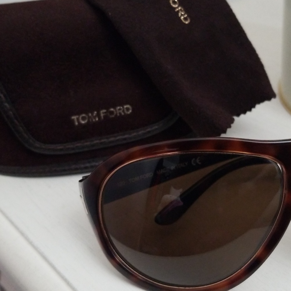 Tom Ford Tortoiseshell Sunglasses - image 4